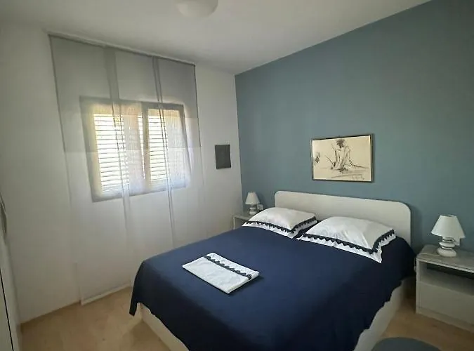 Ivna *