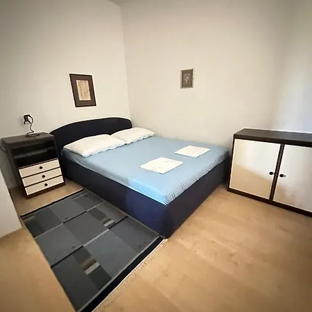 Ivna Apartmán *